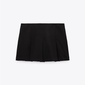 NWT Zara mini pleated skort - black SIZE XS